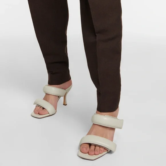 Gia x Pernille Teisbaek Perni NWOT Leather Heeled Sandals Size 8 US 38 EU Mules Heels